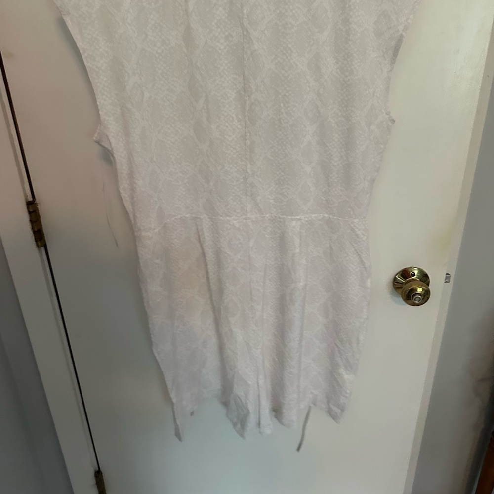 Athleta White Marlow Romper NWT | Medium - Picture 4 of 5